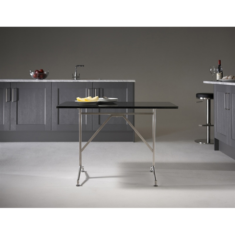 HND Cortina Dining Table