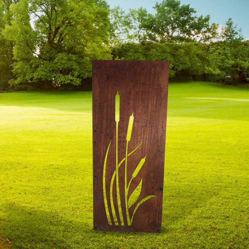 Poppy Forge Bullrush Decorative Garden Screen
