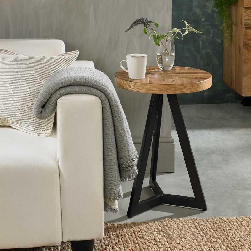 Winnipeg Rustic Oak Round Lamp Table