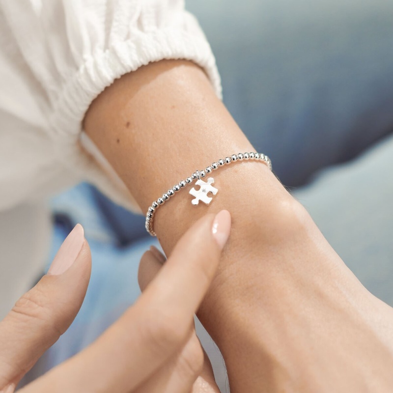 Joma sales pearl bracelet