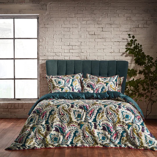 Edinburgh Weavers Aretha Paisley Printed Cotton Sateen Piped Teal/Olive Duvet Cover Set