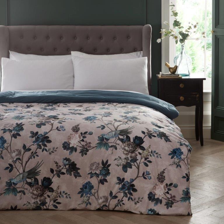 Appletree Heritage Windsford Velvet Bedspread - Teal