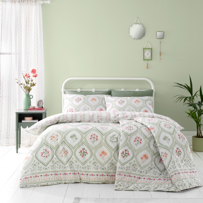 Catherine Lansfield Cameo Floral Duvet Cover Set