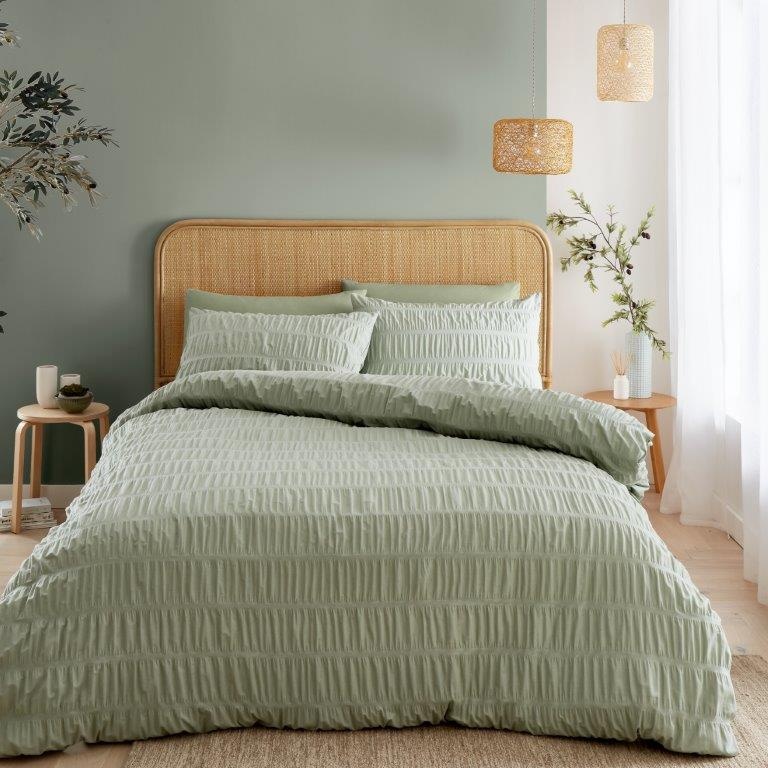 Catherine Lansfield Signature Seersucker Duvet Cover Set