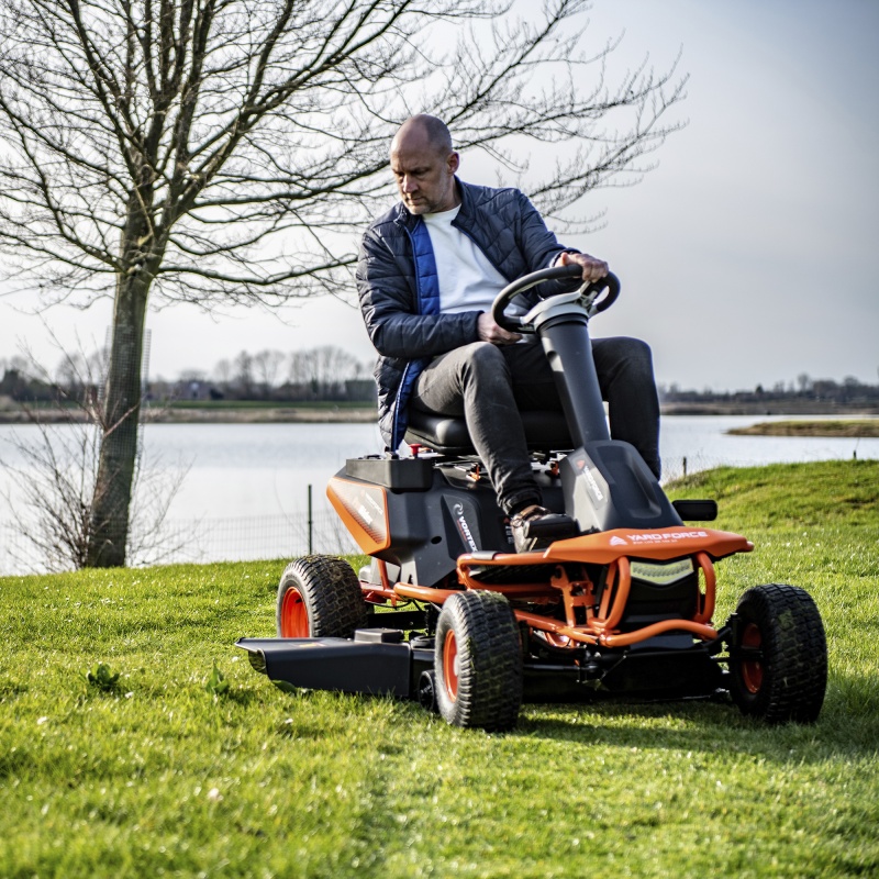 Yard Force ProRider E559 Battery Ride On Lawnmower