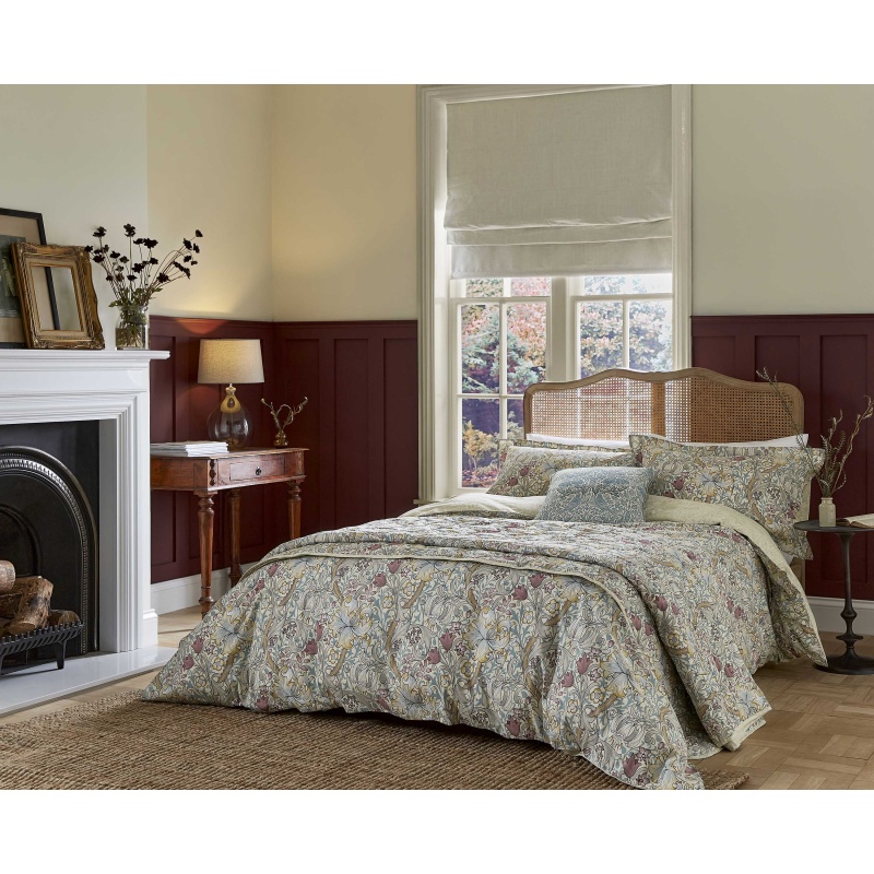 Morris And Co Golden Lily Duvet Set - Fig - Double