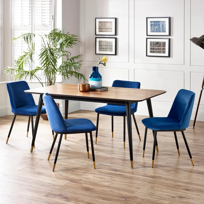Julian Bowen Black Findlay Rectangular Dining Table - Walnut And