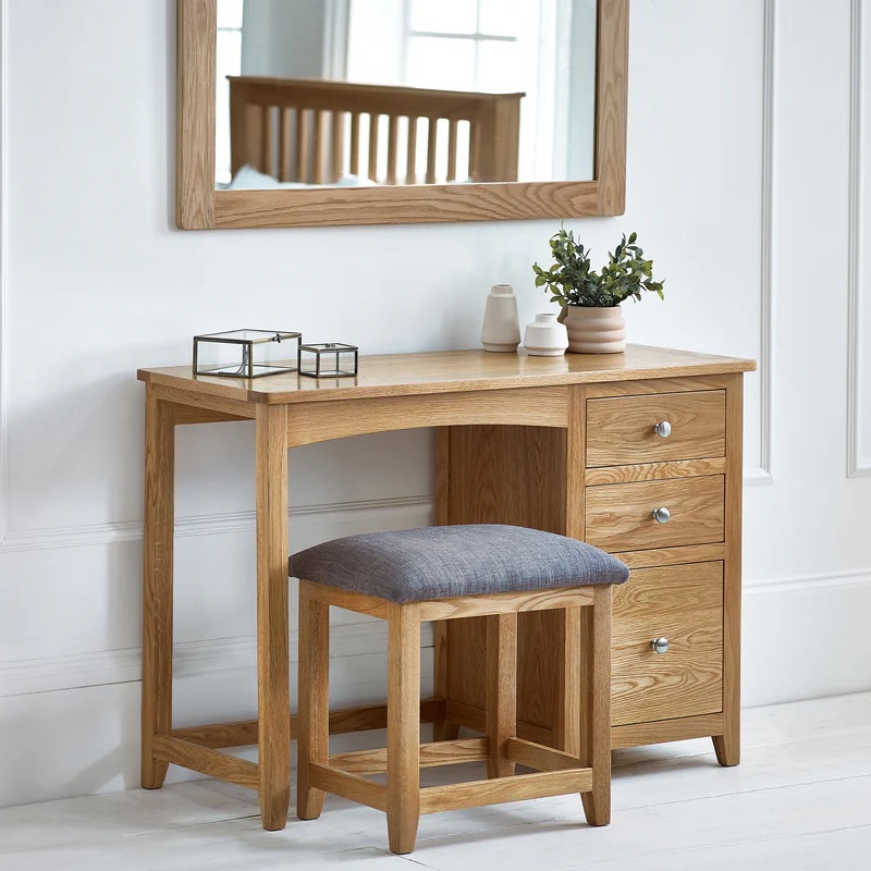 Julian Bowen Light/Grain Mallory Single Dressing Table And Stool