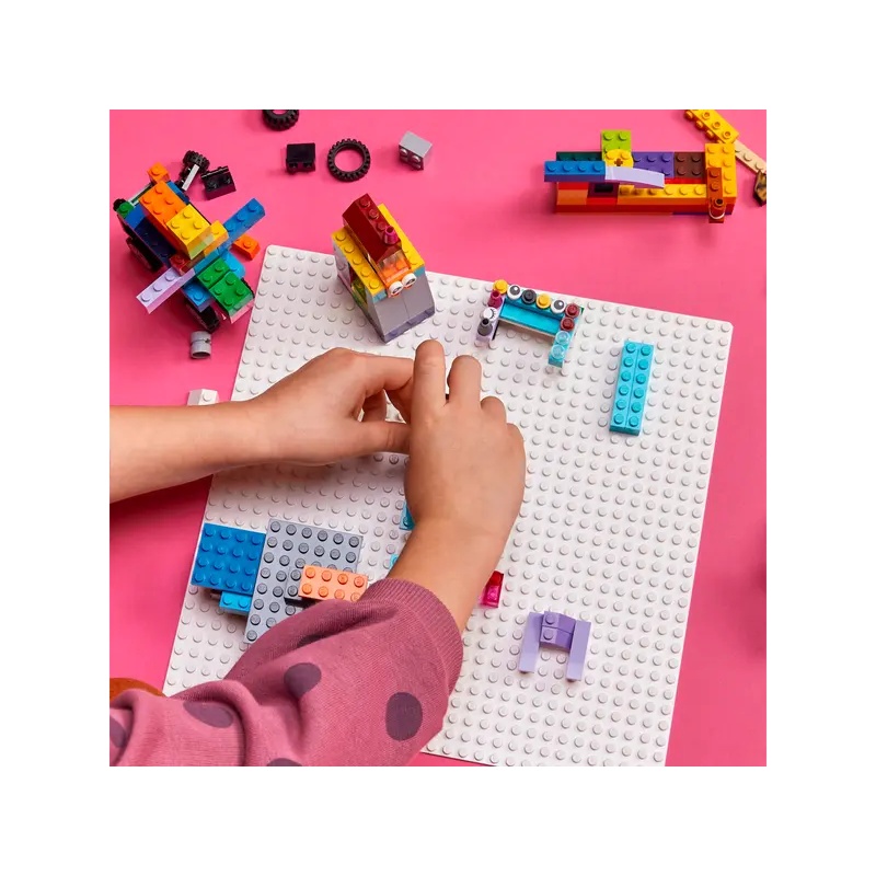 LEGO 11026 Classic White Baseplate | Downtown