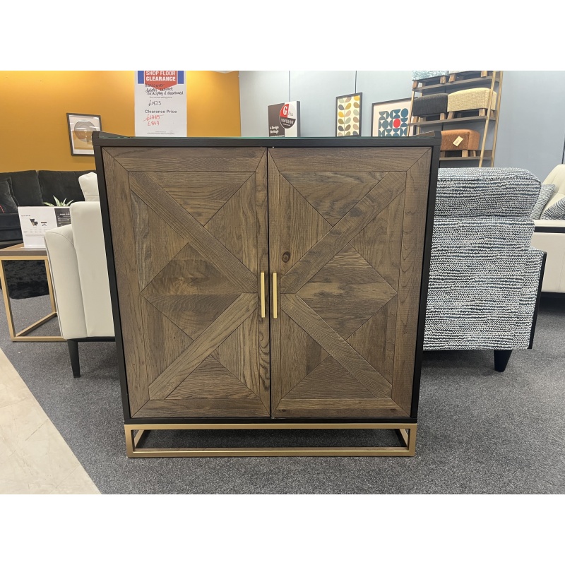 Bentley Designs Vancouver Fumed Oak Drinks Cabinet
