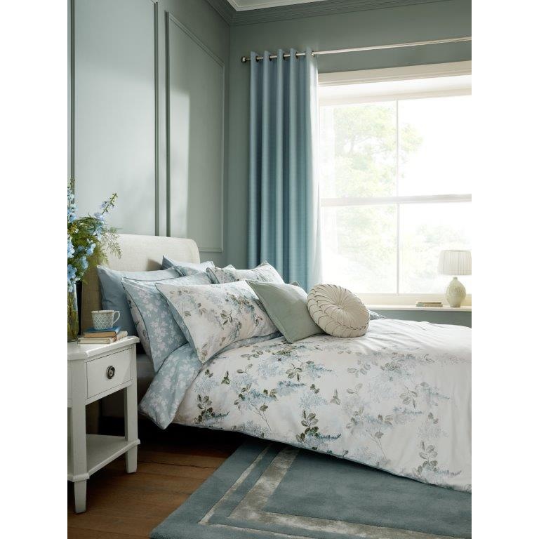 Laura Ashley Lilac/Blue/Green Mirabelle Duvet Set - Pale Seaspray - King