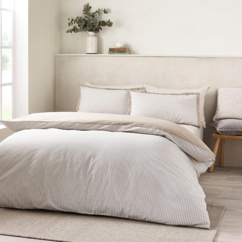 Catherine Lansfield Catherine Lansfield Oxford Pinstripe Duvet Set - Natural