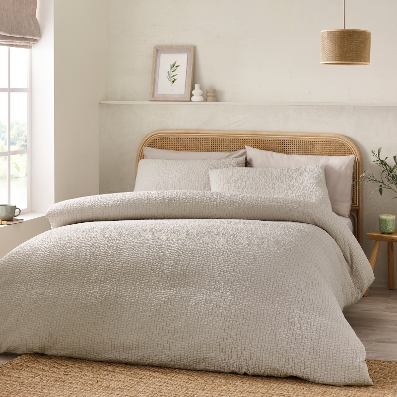 Catherine Lansfield Catherine Lansfield Crinkle Seersucker Duvet Set - Natural