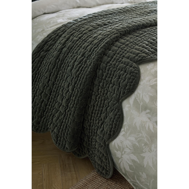 Laura Ashley Scalloped Bedspread - Pine Green