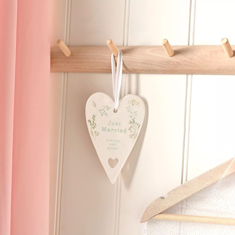 Widdop White Love Story Just Married Ceramic Heart 13Cm