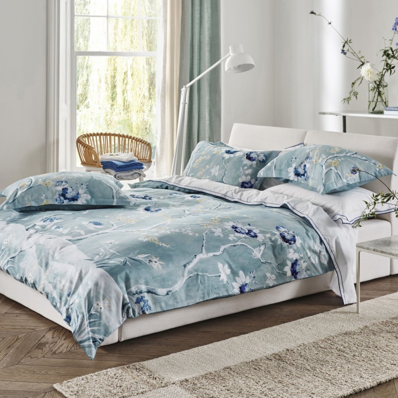Designers Guild Blue Manohari Duvet Set - King