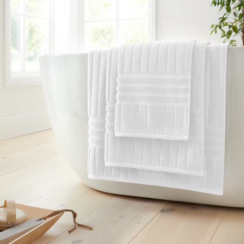 Bianca White Hotel Cotton Towel - Hand Towel