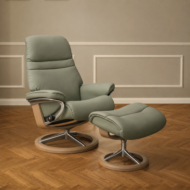 Stressless Stressless Sunrise (M) Chair & Stool Set in Paloma Shadow Green Leather with Oak Signature Base