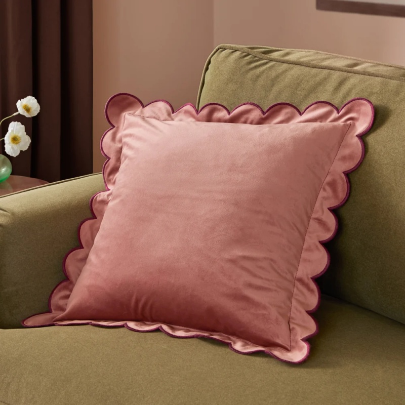 Furn Lil Scallop Cushion 45cm - Slipper/Burgundy
