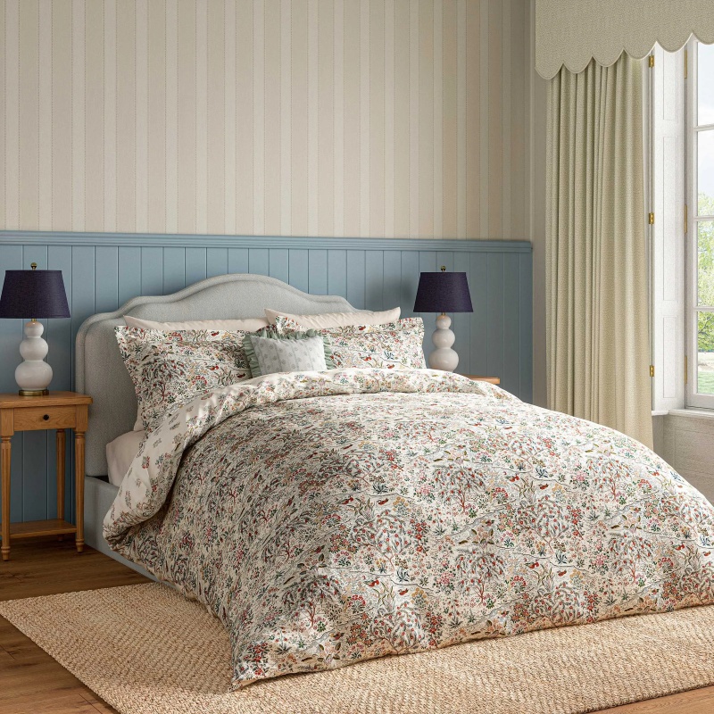Sanderson National Trust Moat Birds Duvet Set - Damson & Cobalt