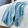 Helena Springfield Helena Springfield Calico & Chalk Snug Fleece Throw 140x180cm - Blue